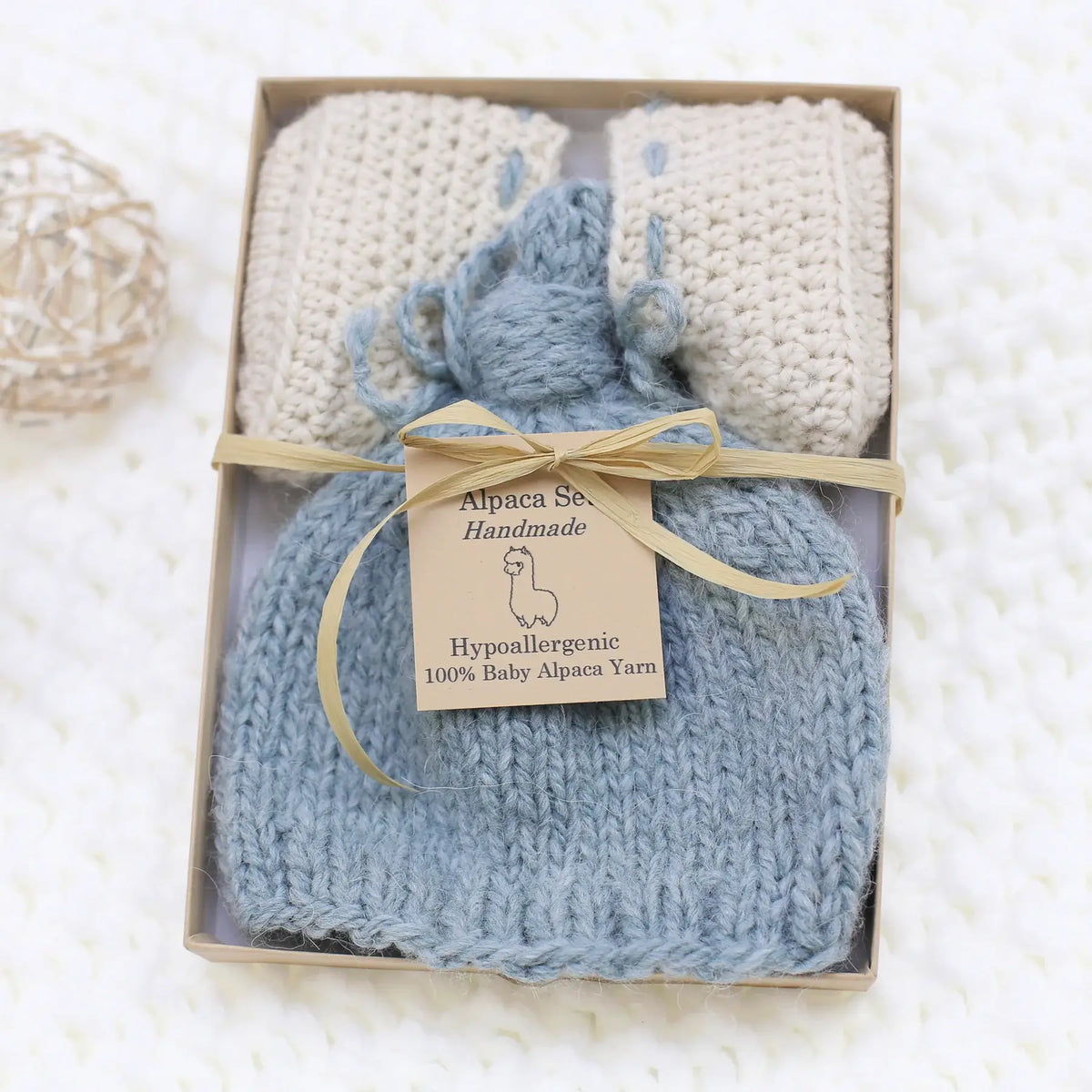 baby-boy-gift-set-newborn-cap-bootie-alpaca-lullaby-blue