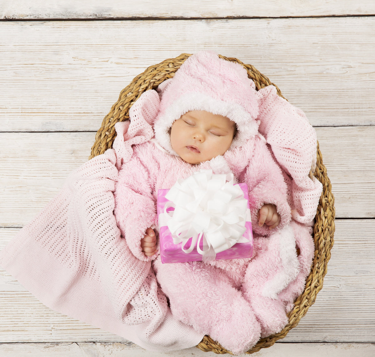 The Ultimate Guide to the Benefits of Buying an Online Baby Gift: Convenience, Thoughtfulness, and More