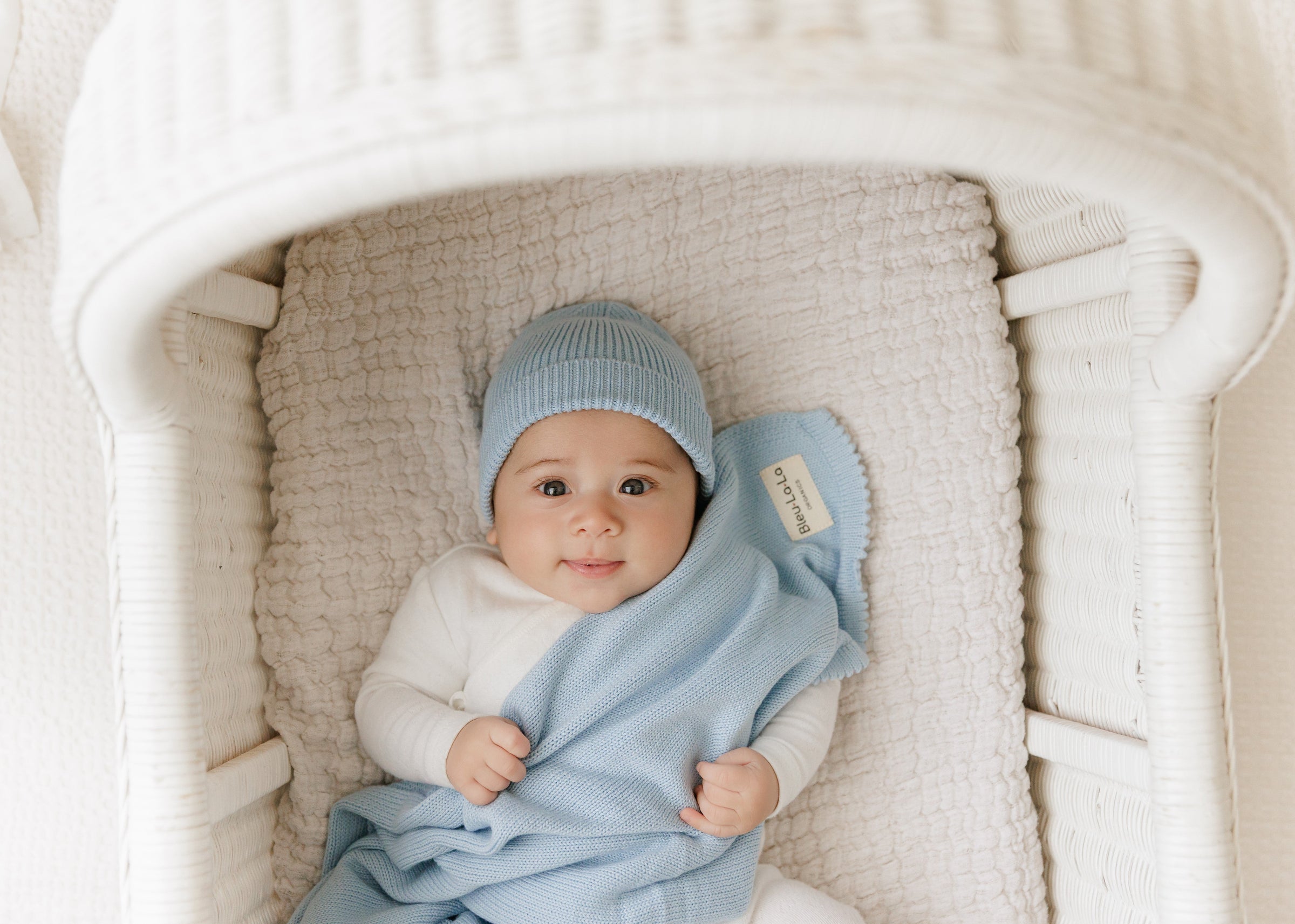 Luxe Collection 100% Organic Cotton Luxury Knit Baby Blanket + Hat Set w/ Gift Box