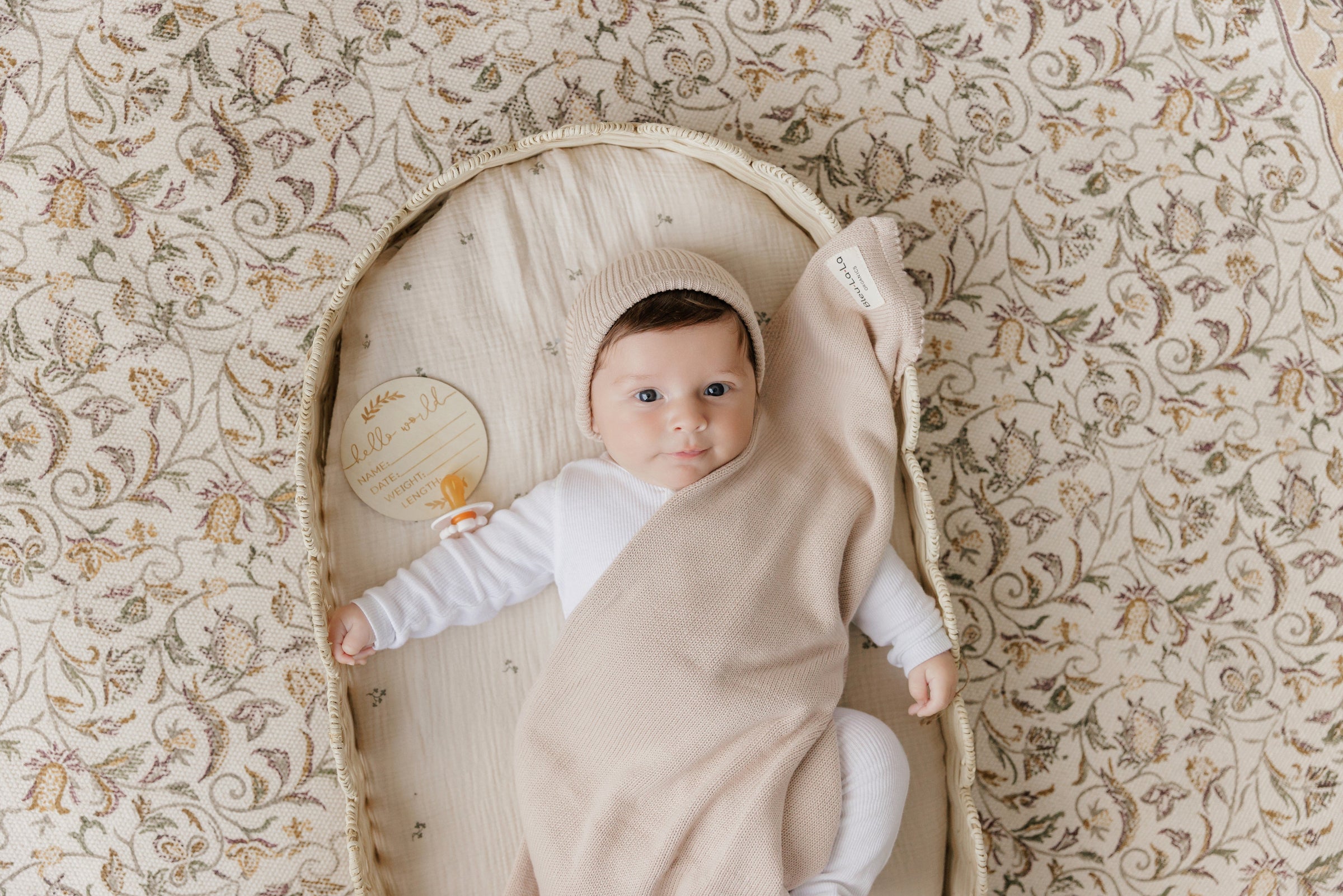 Luxe Collection 100% Organic Cotton Luxury Knit Baby Blanket + Hat Set w/ Gift Box