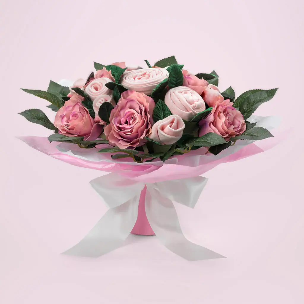 Giraffes Luxury Baby Girl Layette Basket