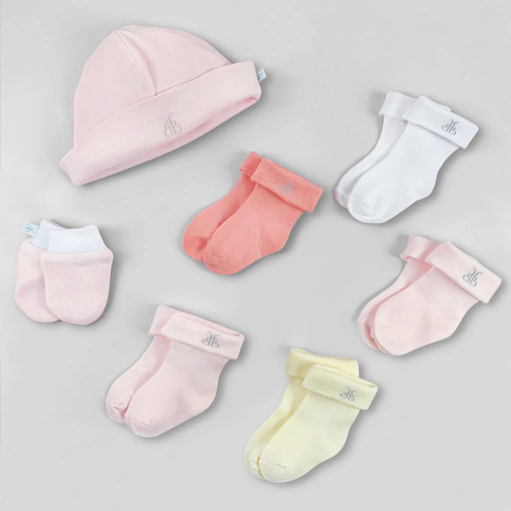 Cuddly Cow Baby Girl Gift Set  SKU:  LBG1071