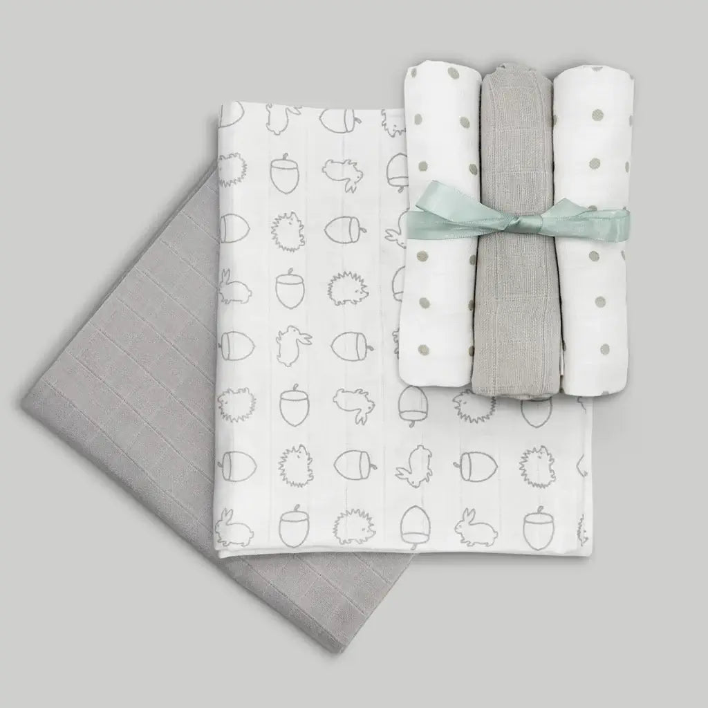 The Little Luxury | Moses Basket Gift Set | Gender Neutral