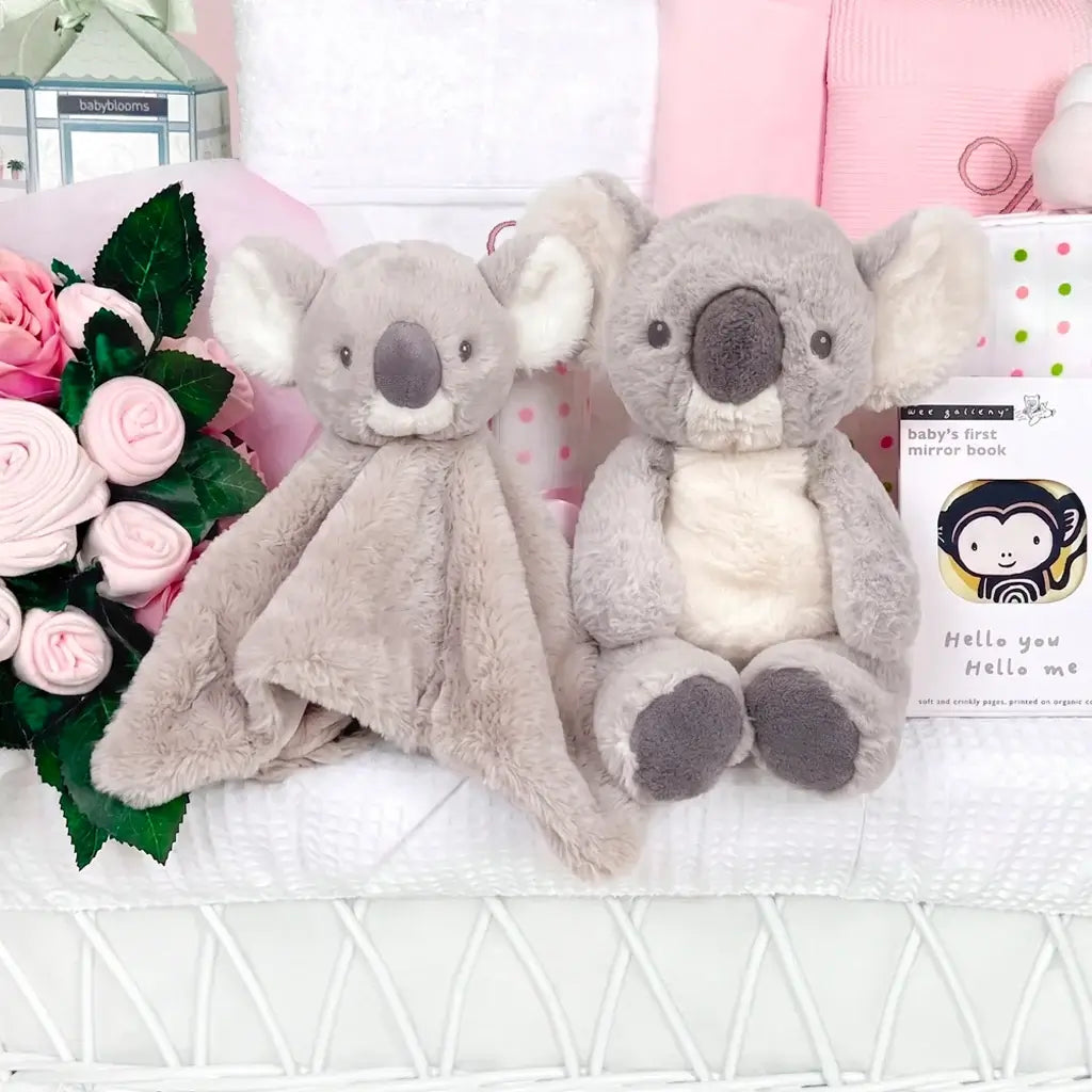 The Little Luxury | Moses Basket Gift Set | Baby Girl